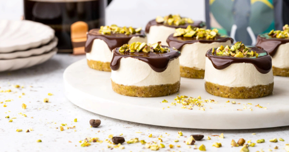 Mini Pistachio and Coffee Cheesecake Recipe