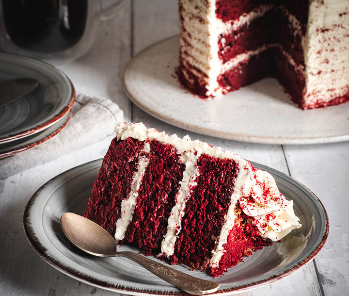 Vegan Red Velvet Amaretto Cakee